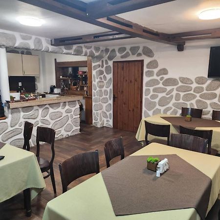 Guest House Stoyanov Бансько Екстер'єр фото
